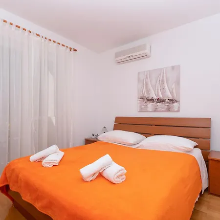 4you Макарска